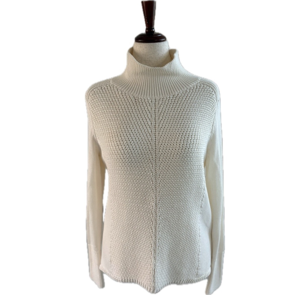 White House Black Market | Excellent Cond | Cream Turtleneck Sweater | sz Medium